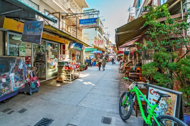 Lamma Island: Escape from the Concrete Jungle